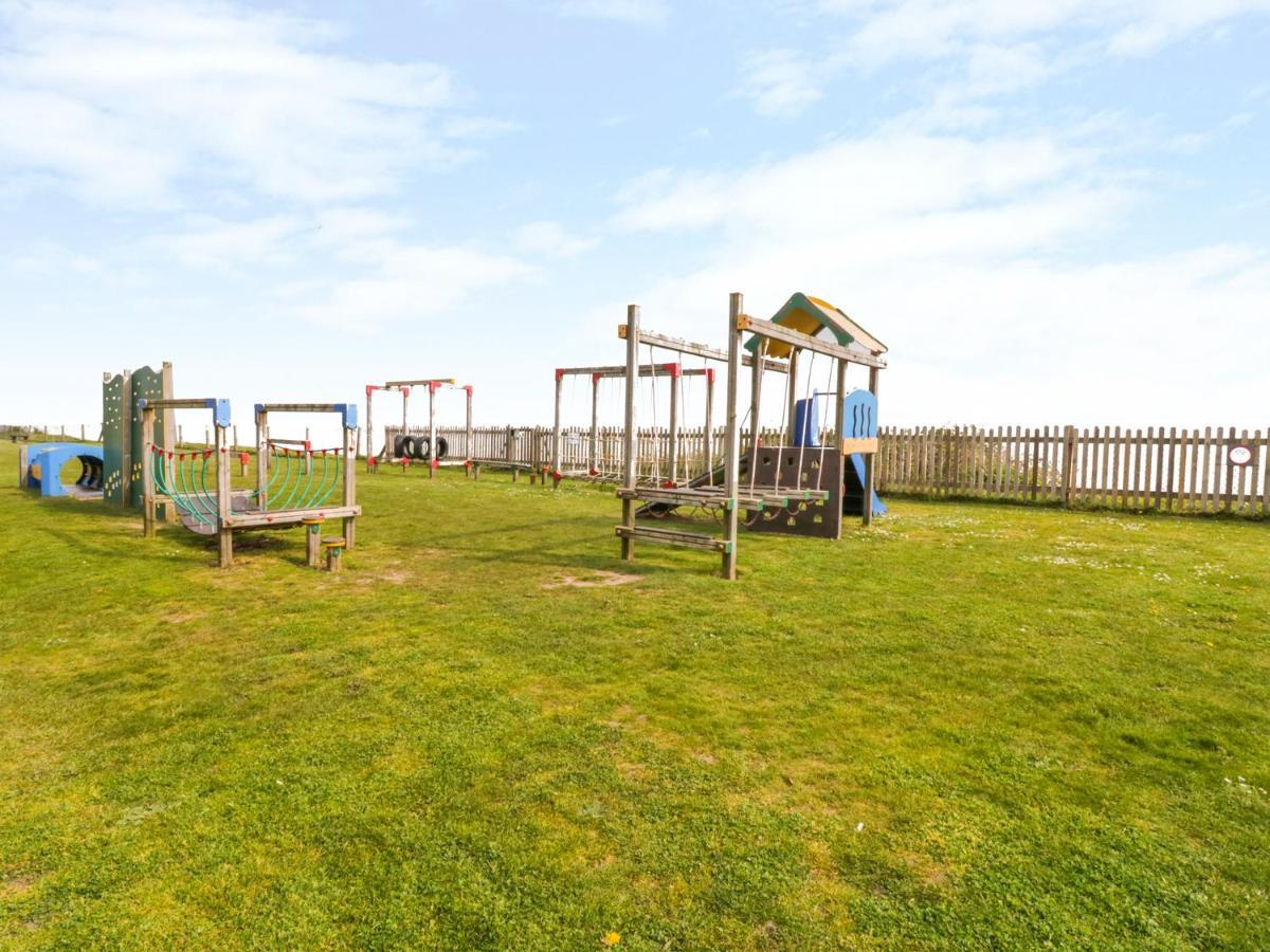 91 Waterside Park Villa Lowestoft Exterior photo